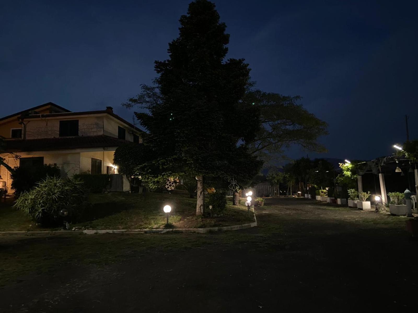 Al Rifugio Apartment Montecorvino Pugliano Bagian luar foto